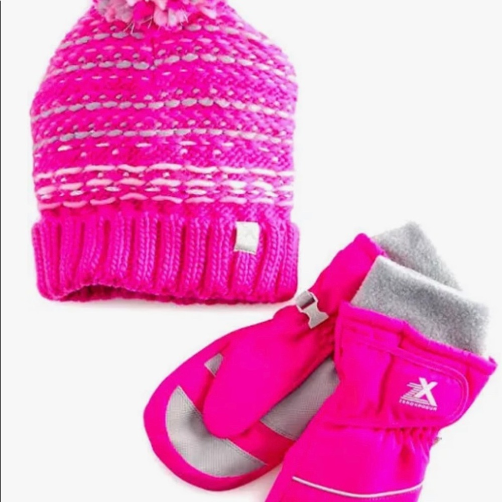 ZeroXposur beanie pom hat and gloves set